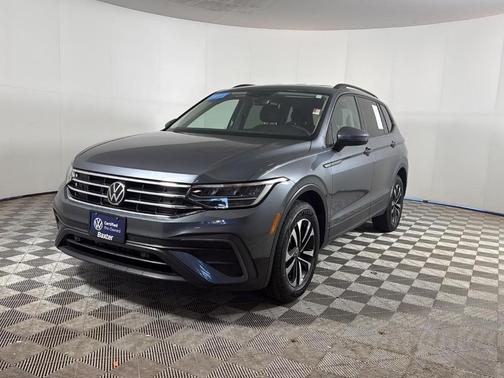 Platinum Gray Metallic 2023 Volkswagen Tiguan 2.0T S