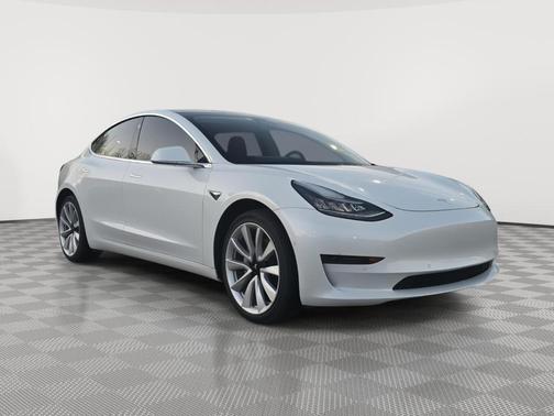 2019 Tesla Model 3 Standard Range Plus