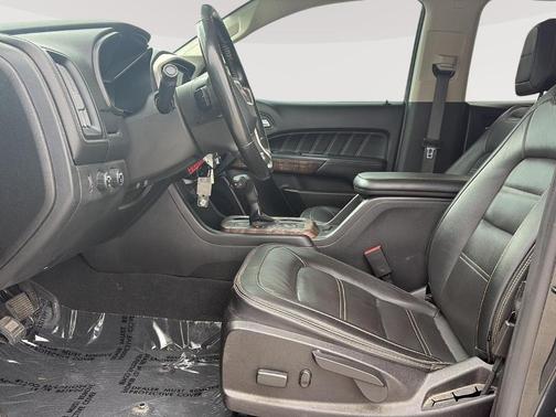 Onyx Black 2021 GMC Canyon Denali