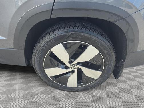 2024 Volkswagen Taos 1.5T S