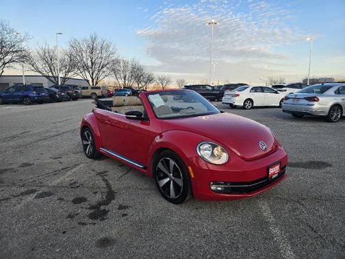 2013 Volkswagen Beetle 