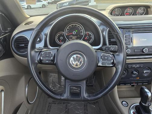 2013 Volkswagen Beetle 