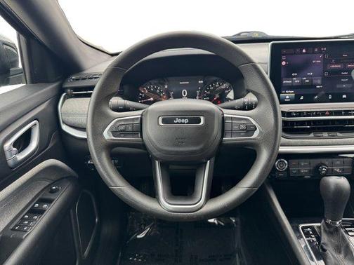 2023 Jeep Compass Sport