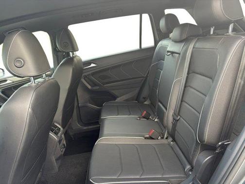 2022 Volkswagen Tiguan 2.0T SEL R-Line