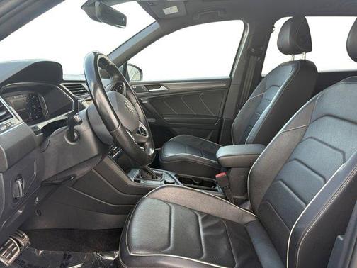2022 Volkswagen Tiguan 2.0T SEL R-Line