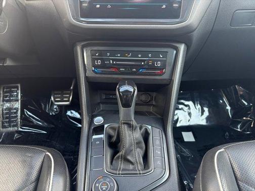 2022 Volkswagen Tiguan 2.0T SEL R-Line