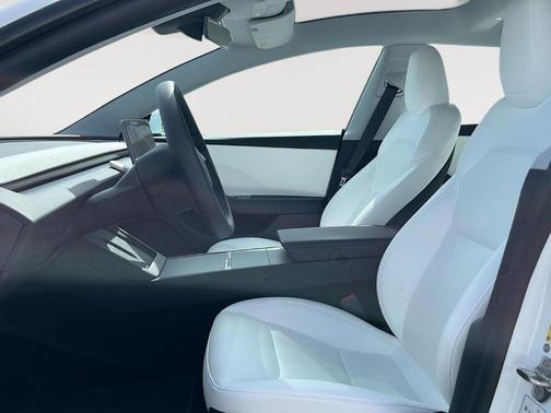Pearl White Multi 2024 Tesla Model 3 Long Range