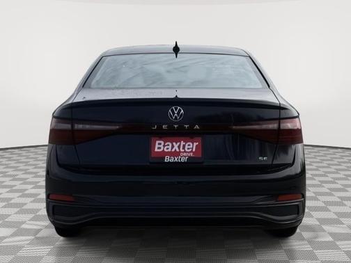 Deep Black Pearl 2026 Volkswagen Jetta 1.5T SE