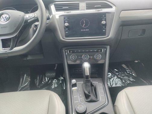 2020 Volkswagen Tiguan 2.0T SE