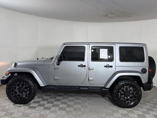 Billet Clearcoat Metallic 2014 Jeep Wrangler Unlimited Sahara