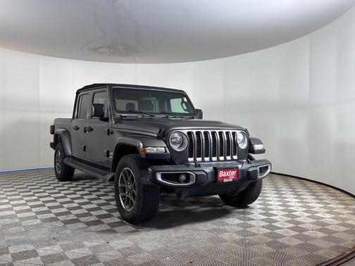 Granite Crystal Clearcoat Metallic 2021 Jeep Gladiator Overland