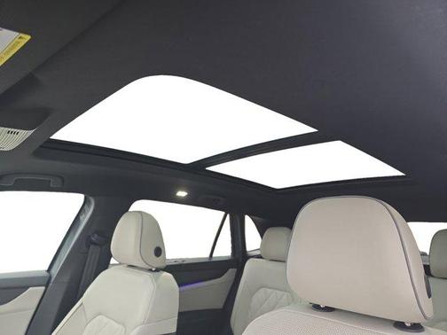 2024 Volkswagen Atlas Cross Sport 2.0T SEL Premium R-Line