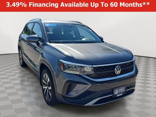 Platinum Gray Metallic 2023 Volkswagen Taos 1.5T SE