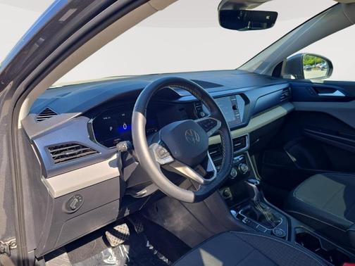 Platinum Gray Metallic 2023 Volkswagen Taos 1.5T SE
