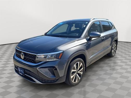 Platinum Gray Metallic 2023 Volkswagen Taos 1.5T SE