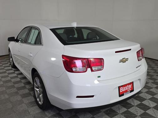 Summit White 2016 Chevrolet Malibu Limited LT