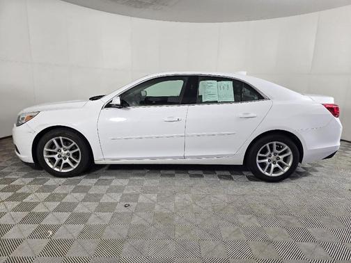 Summit White 2016 Chevrolet Malibu Limited LT