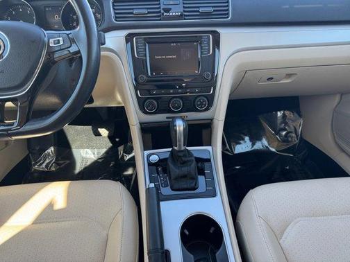 2019 Volkswagen Passat 2.0T Wolfsburg