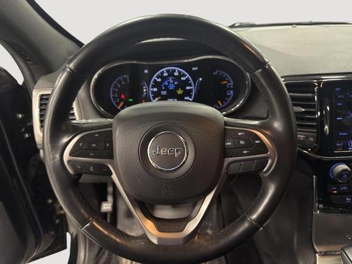 Diamond Black 2019 Jeep Grand Cherokee Altitude