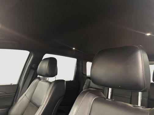 Diamond Black 2019 Jeep Grand Cherokee Altitude
