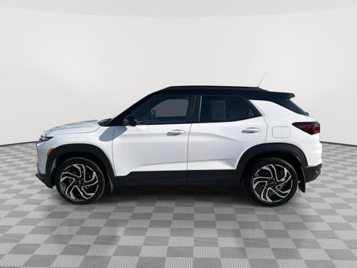 White 2024 Chevrolet Trailblazer RS