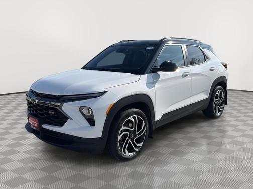 White 2024 Chevrolet Trailblazer RS