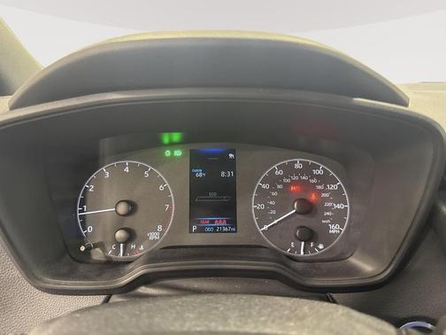 Classic Silver Metallic 2024 Toyota Corolla SE