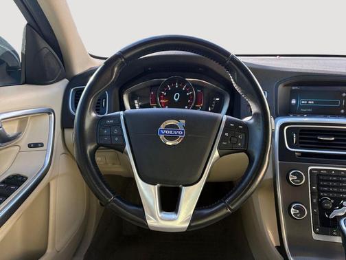 2015 Volvo S60 T5 Premier