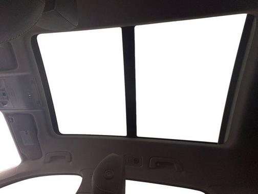 2024 Volkswagen Taos 1.5T SEL