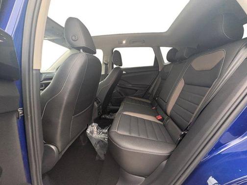 2024 Volkswagen Taos 1.5T SEL