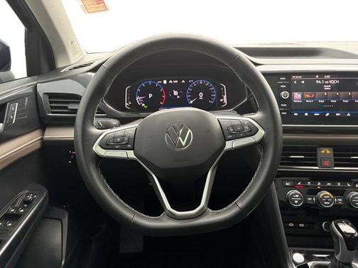 2024 Volkswagen Taos 1.5T SEL