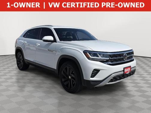 Pure White 2022 Volkswagen Atlas Cross Sport 3.6L V6 SE w/Technology