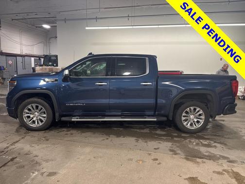 Pacific Blue Metallic 2022 GMC Sierra 1500 Denali