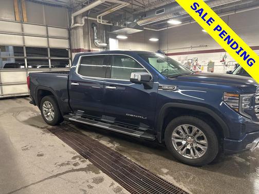 Pacific Blue Metallic 2022 GMC Sierra 1500 Denali