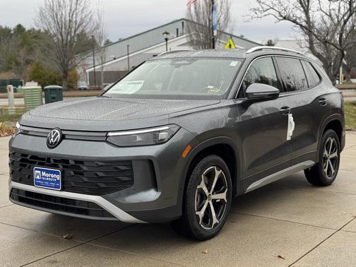 2025 Volkswagen Tiguan 2.0T SE 4MOTION