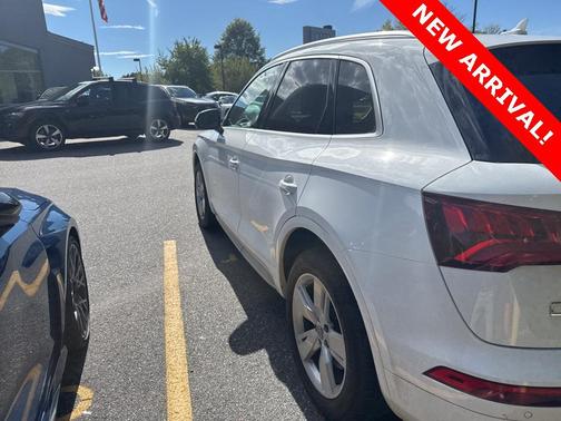 2019 Audi Q5 2.0T Premium Plus