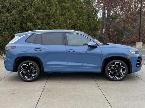 2026 Volkswagen Tiguan 2.0T SEL R-Line 4MOTION