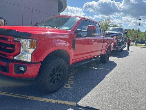 Rapid Red Metallic Tinted Clearcoat 2022 Ford F-250 Lariat