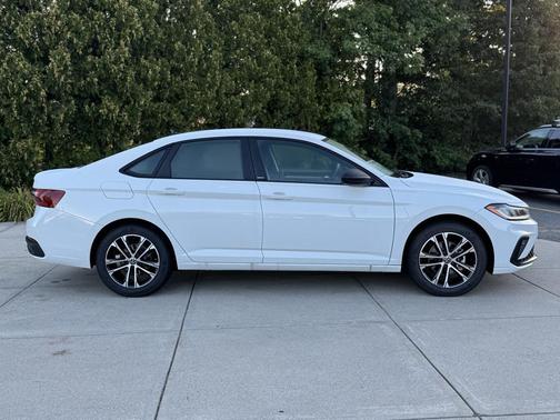 2025 Volkswagen Jetta 1.5T Sport