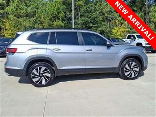 2024 Volkswagen Atlas 2.0T SE w/Technology 4MOTION