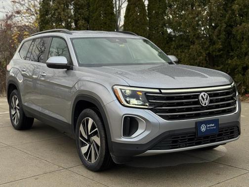2024 Volkswagen Atlas 2.0T SE w/Technology 4MOTION