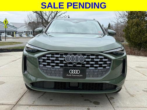 District Green Metallic 2025 Audi Q5 Premium Plus TFSI quattro S tronic