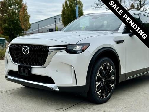 2024 Mazda CX-90 PHEV Premium Plus