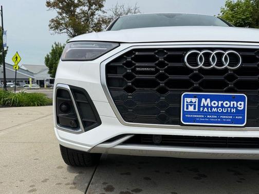 Ibis White 2022 Audi Q5 45 S line Premium