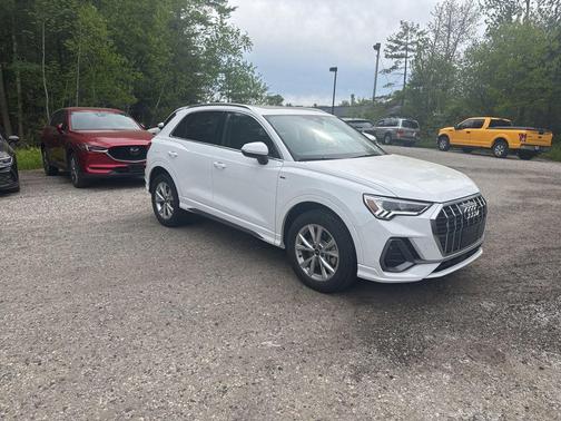 Arkona White 2025 Audi Q3 Premium 45 TFSI S line quattro Tiptronic