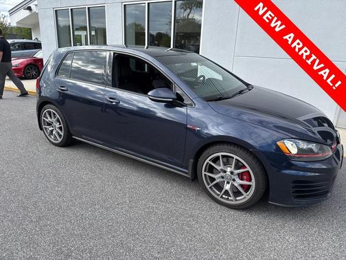 2016 Volkswagen Golf GTI 2.0T SE 4-Door