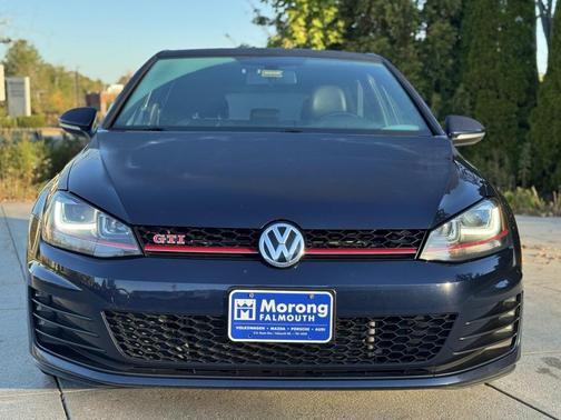 2016 Volkswagen Golf GTI 2.0T SE 4-Door