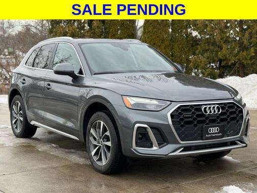 2023 Audi Q5 45 S line Premium Plus