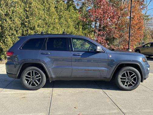 2020 Jeep Grand Cherokee Trailhawk