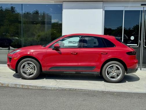 2018 Porsche Macan Base